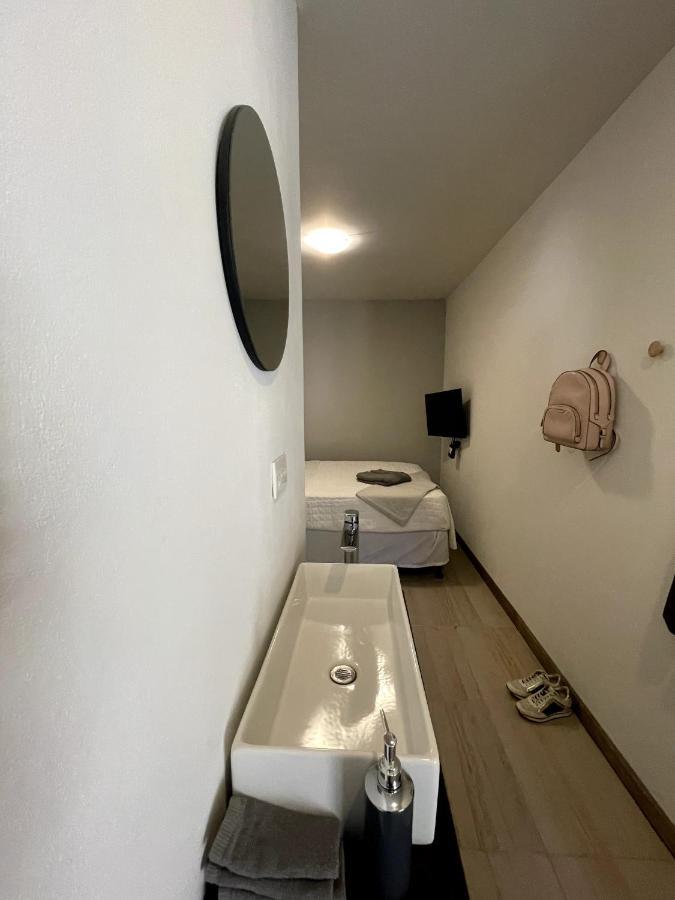 Nina'S - Juan Santamaria Hotell Alajuela Exteriör bild